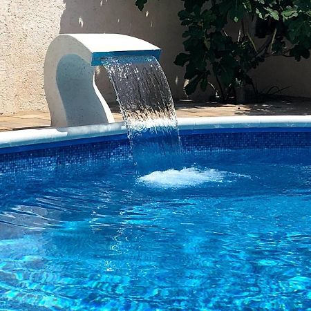 Apartman Matej With Pool Povljana Bagian luar foto